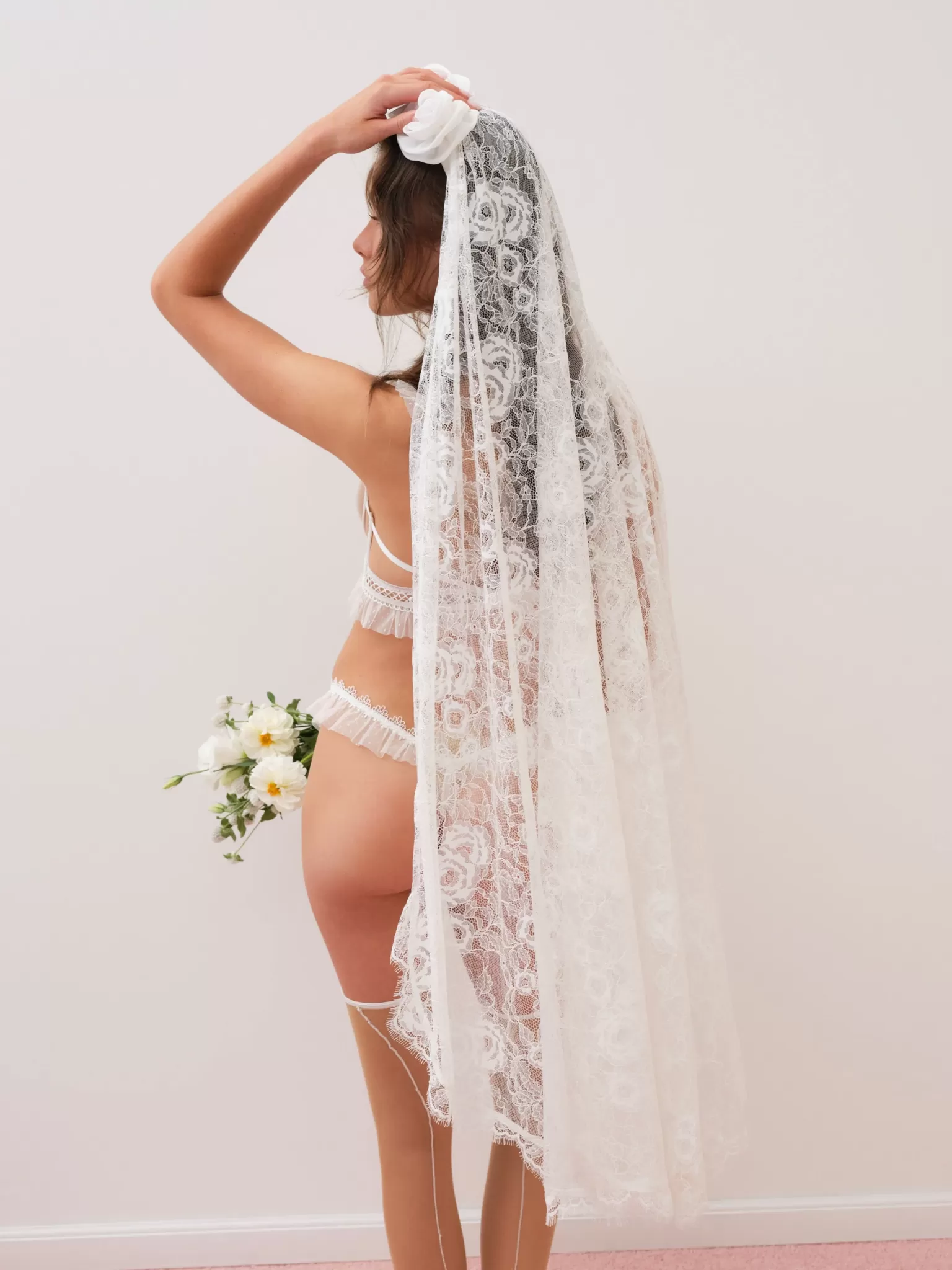 Hot For Love & Lemons Bridal Veil White