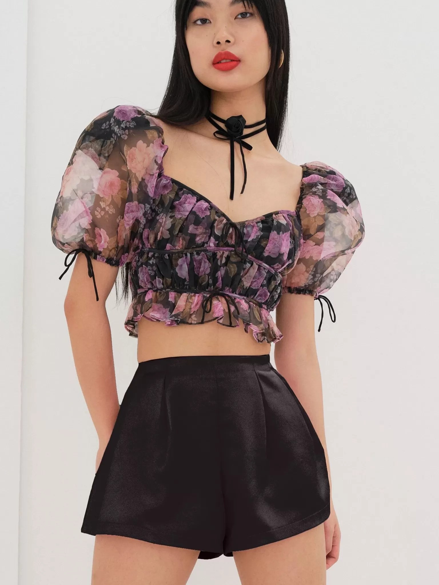 Fashion For Love & Lemons Drew Short Black