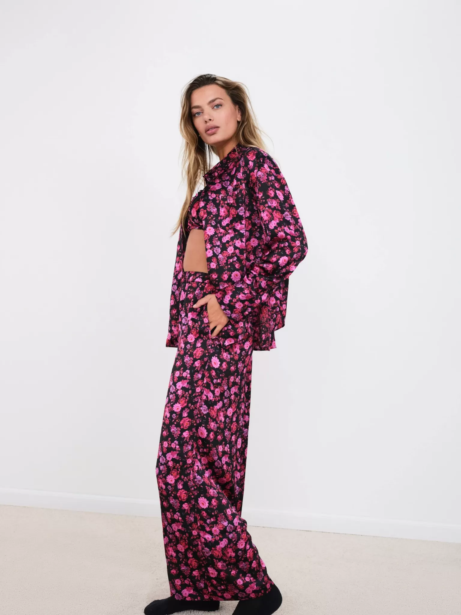 New For Love & Lemons Lola Long Pj Pant Black