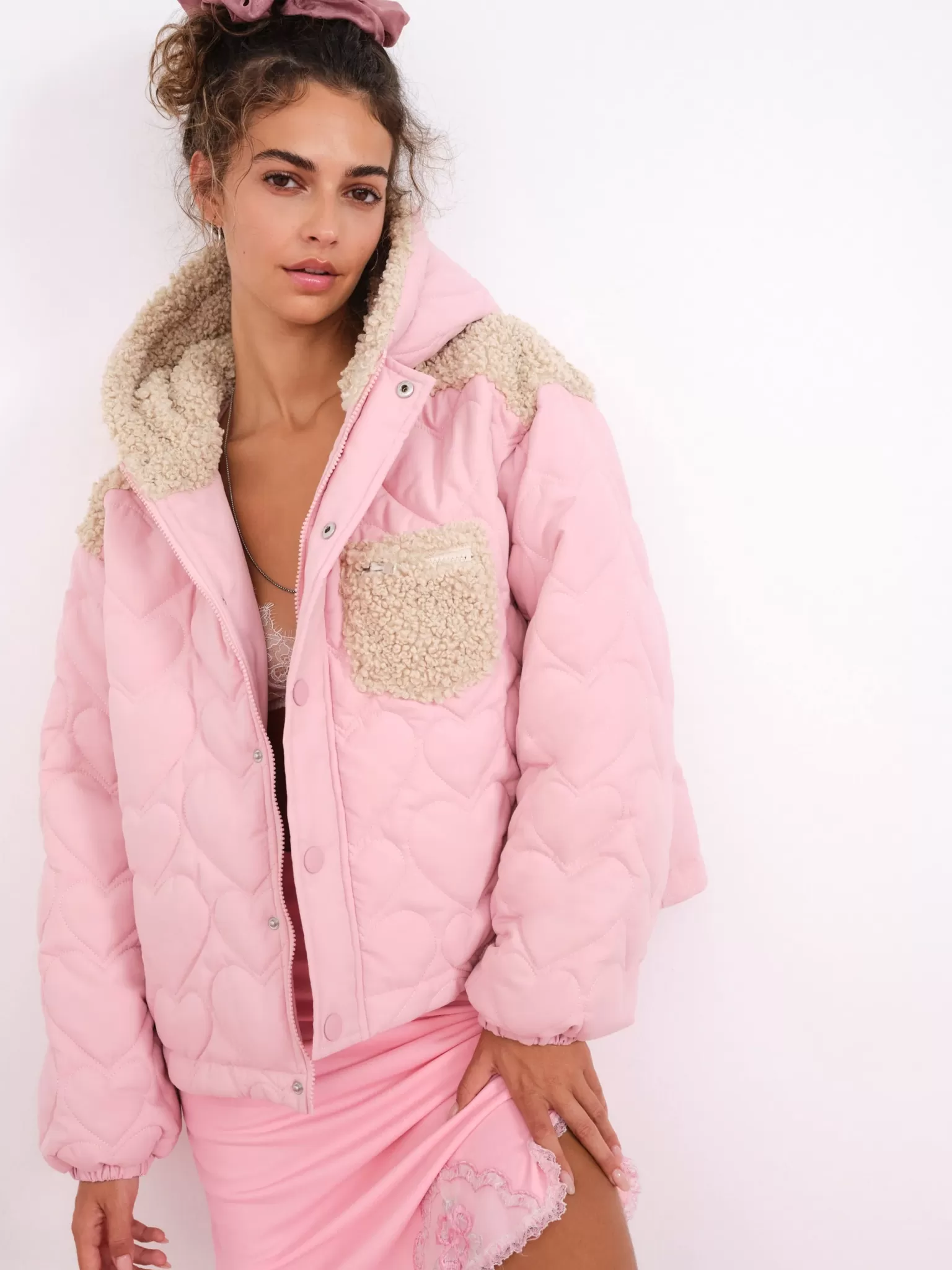 Outlet For Love & Lemons Puffer Jacket With Ruffle Trim & Heart Embossing Pink